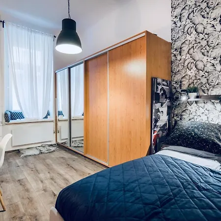 Downtown 13 Boutique * Budapest